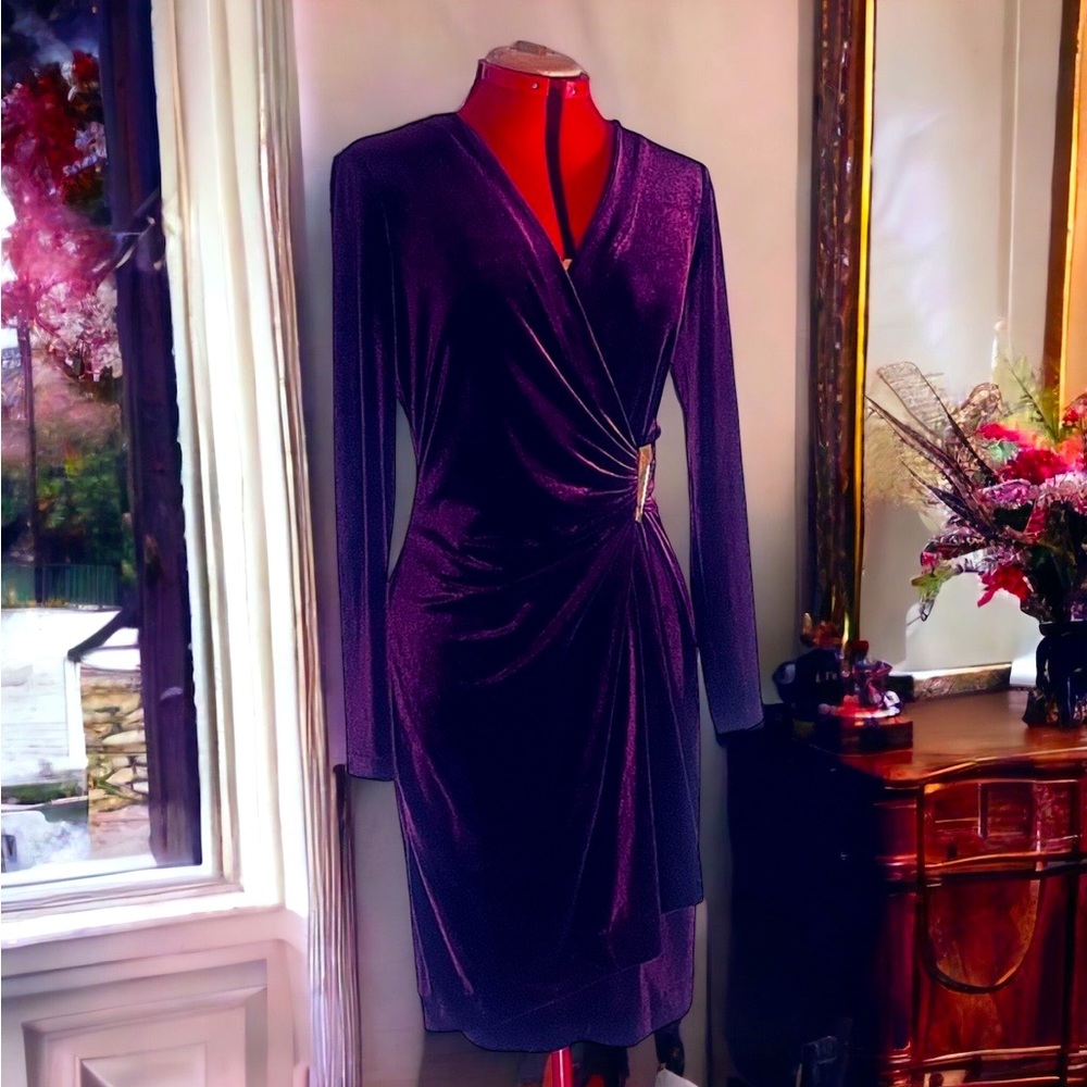 COPY - Calvin Klein long sleeve V-neck ruched w/ Gold brooch midi velvet wrap d…